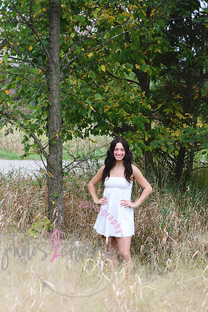 Kate MHS Class of 2025 [peek] 068