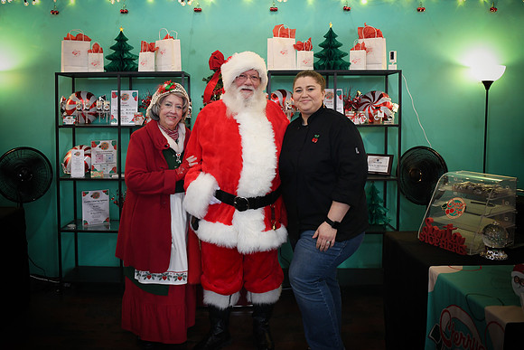 2024 Santa [Cherry Top Cookies] 01