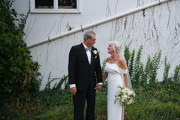 Kellie & Jim [square 1] 090