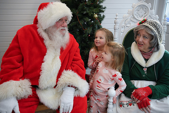 Marleigh Girls Santa 07