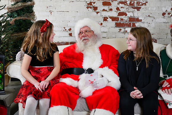 2024 Santa [Knotts] 20