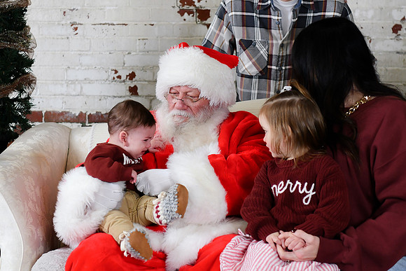 2024 Santa [McCuan] 07