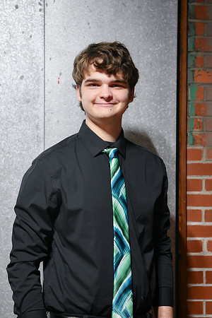 Jacob [MHS class of 2024] 045