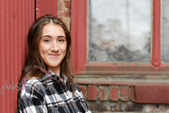 Carmella [MHS Class of 2025] proofs 047