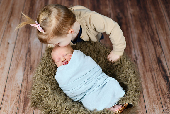 Noah Newborn 236