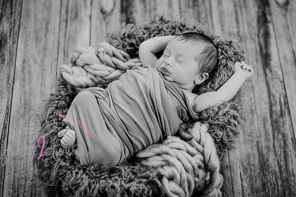 Anthony [newborn] 105