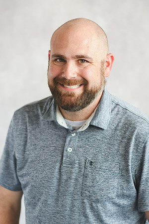 Ed Isabella [headshots] 37