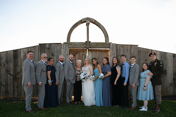 Piper & Eddie [Groom Family] 327