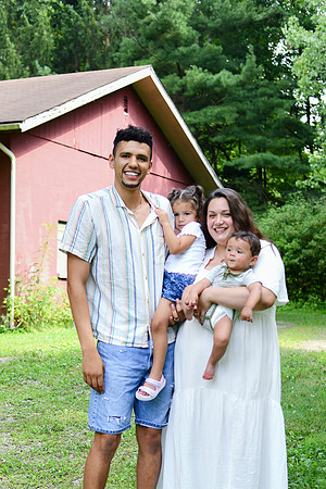 Ash Family 069