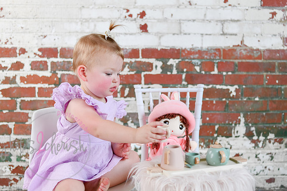 Leah [turns two] 129