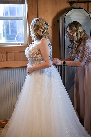 Piper & Eddie WD [getting ready] 48