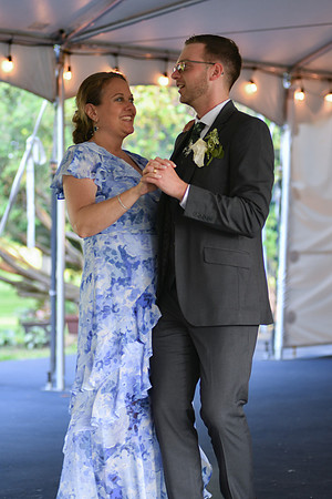 Carter & Marlah Reception [Mother Son Dance] 041