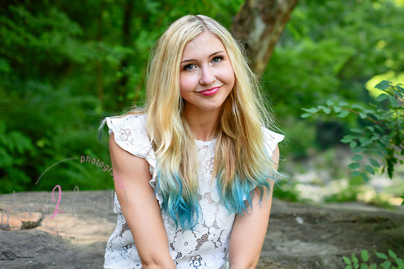 Gwen [MHS Senior] 153