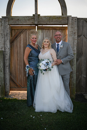 Piper & Eddie [Bride Family] 209