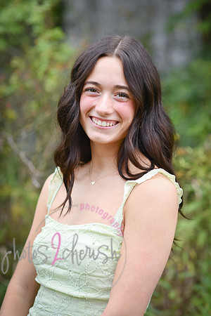 Kate MHS Class of 2025 [peek] 020