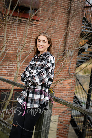 Carmella [MHS Class of 2025] proofs 076