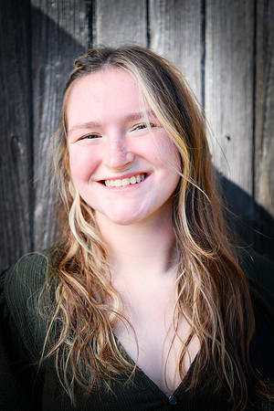 julia [class of 2023] 043