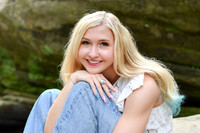 Gwen [MHS Senior] 040