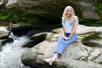 Gwen [MHS Senior] 023