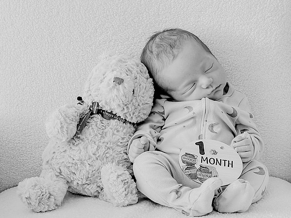 Graham [1 month] b&w 16