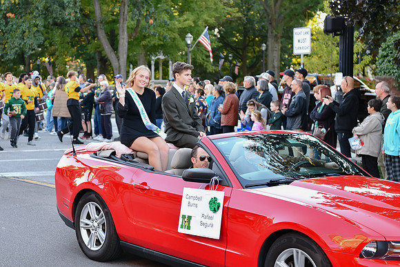 2025 MHS HOCO Parade 150