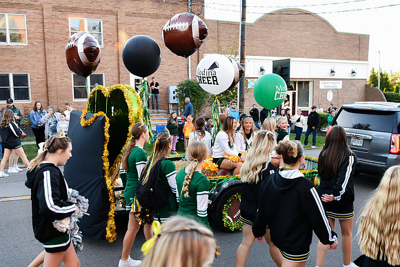 2025 MHS HOCO Parade 200