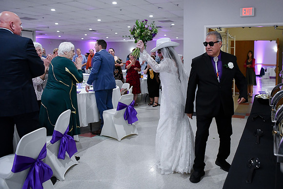 Bruce & Lori Wedding Photos 486