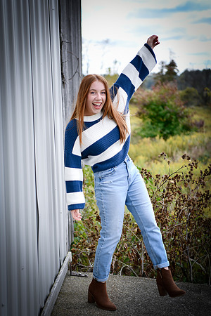 emily [class of 2023] 142