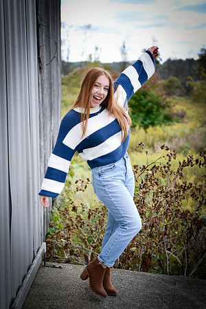 emily [class of 2023] 141