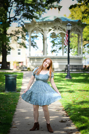 emily [class of 2023] 345