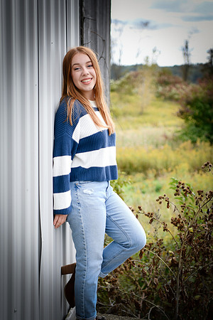 emily [class of 2023] 130