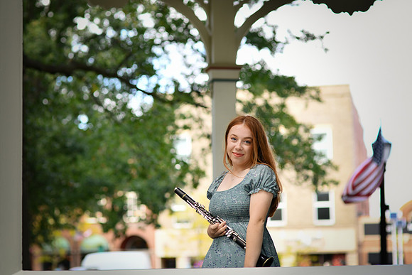 emily [class of 2023] 337