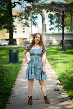 emily [class of 2023] 355