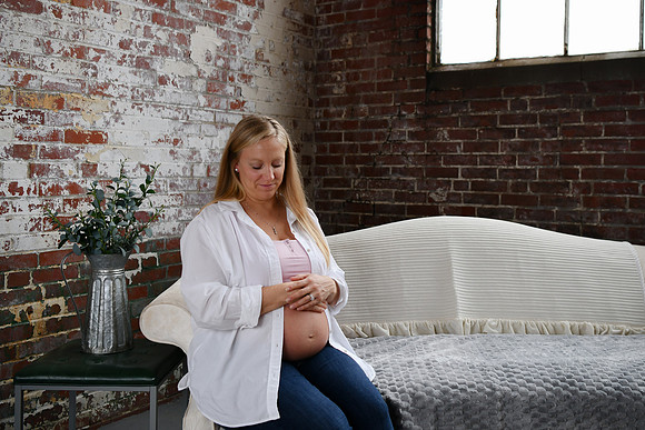 Nicolle & Mike Maternity Photos 003