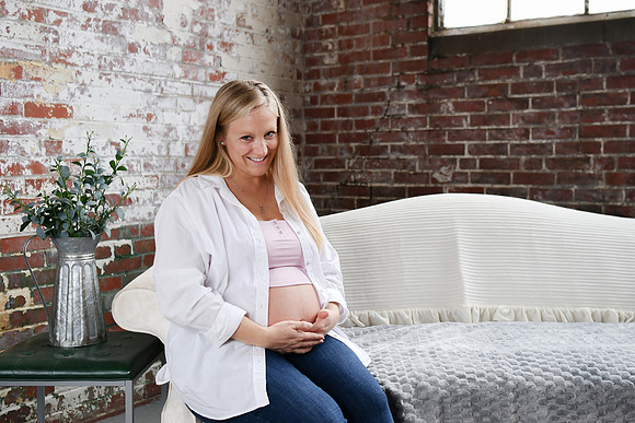 Nicolle & Mike Maternity Photos 011