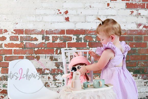 Leah [turns two] 138