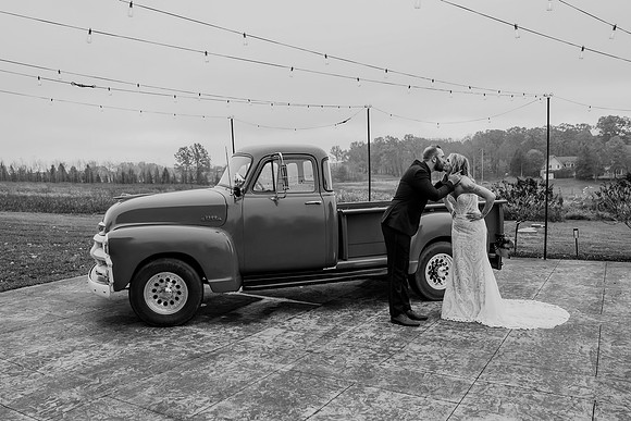 Jess & Steve Wedding [Proofs] B&G 145