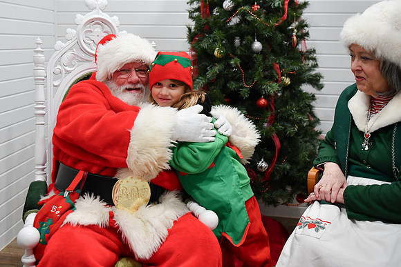 2025 CLW Santa Photos 13