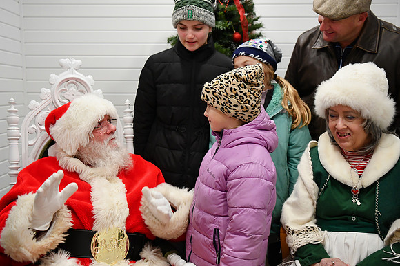 2025 CLW Santa Photos [Sublett] 09