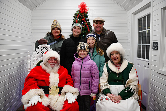 2025 CLW Santa Photos [Sublett] 11