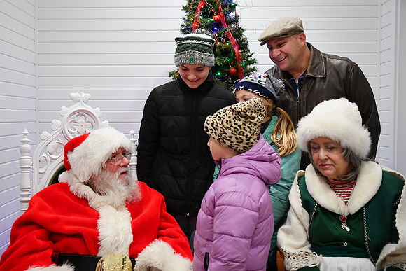 2025 CLW Santa Photos [Sublett] 30