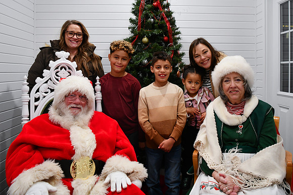 2025 CLW Santa Photos [Saturday] Marah 03