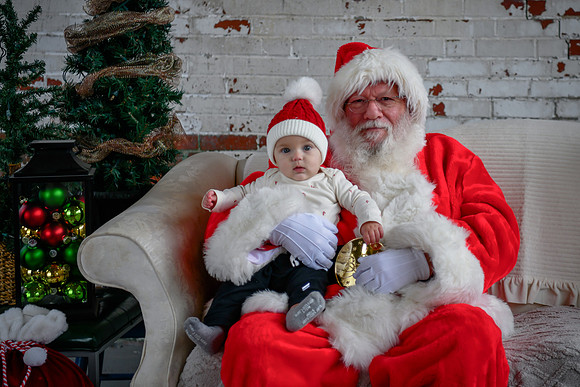 Graham meets Santa 006