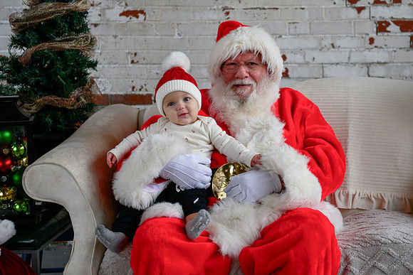 Graham meets Santa 031