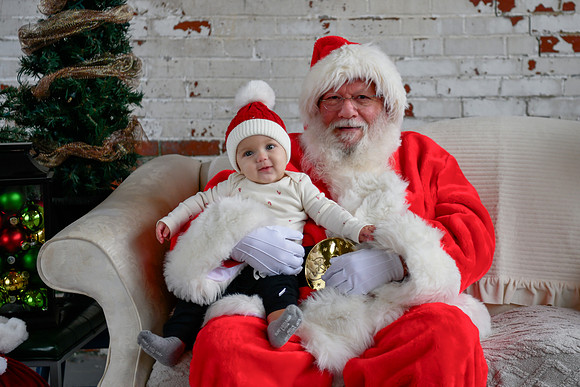 Graham meets Santa 032