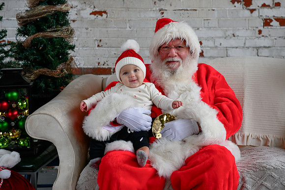 Graham meets Santa 034