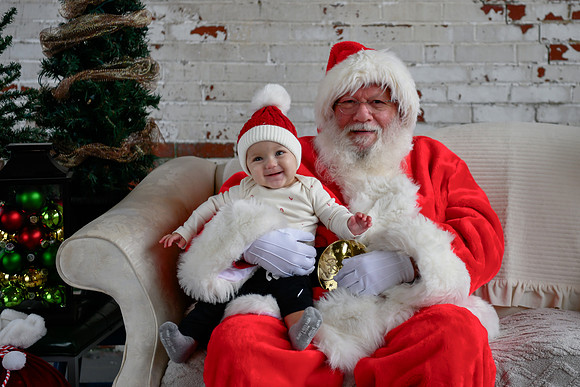 Graham meets Santa 039