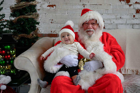 Graham meets Santa 043