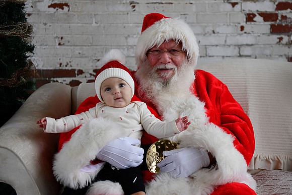 Graham meets Santa 049