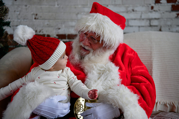 Graham meets Santa 055